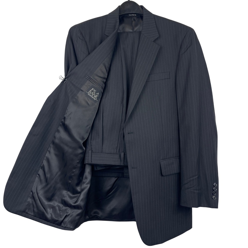 JOS A BANK 2-Piece Suit Charcoal Pinstripe 100% Wool 40L 34x32 Pleated Pants